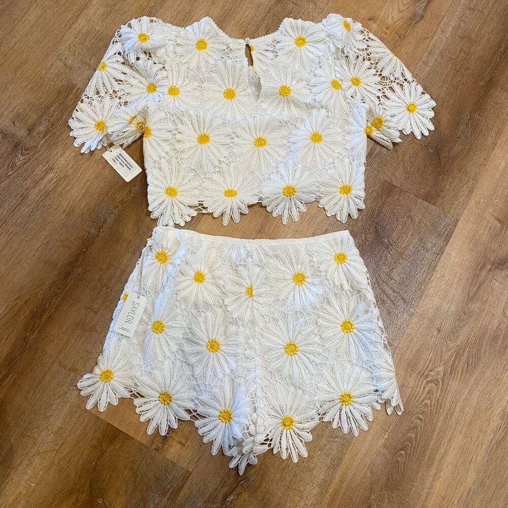 SAYLOR White Daisy Embroidered Two-Piece Top & Short Set with Yellow Centers - Picture 2 of 8